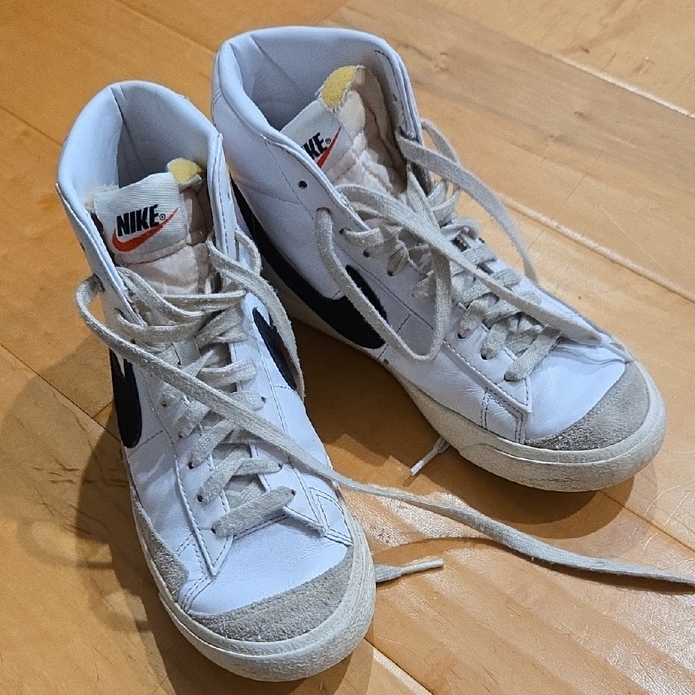 Nike White and Black Classic High-Tops
